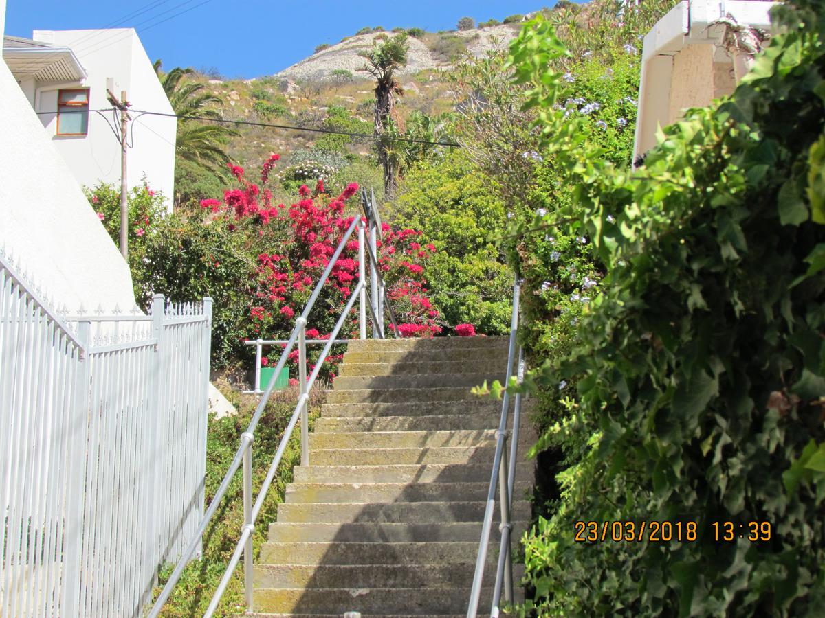 Watching Waves, Heron Chase Fish Hoek Exterior photo